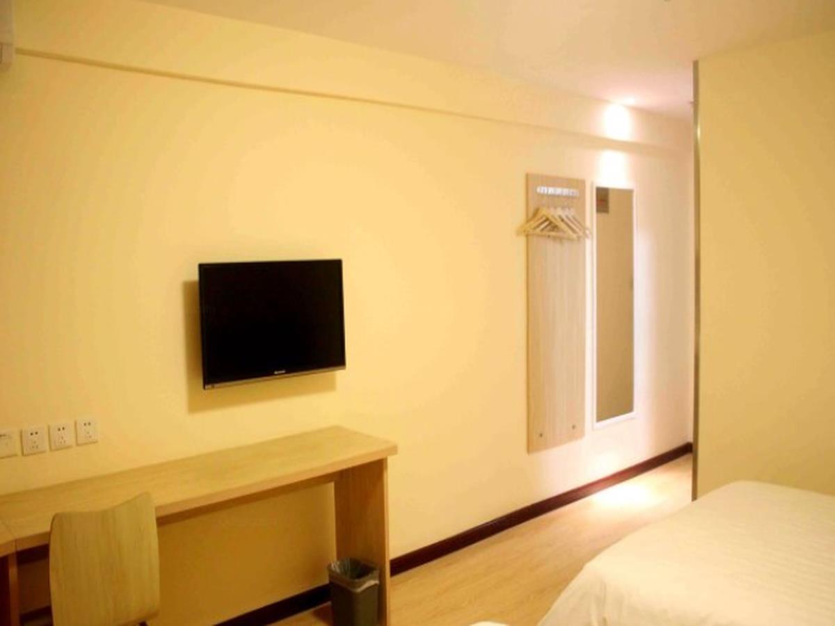 7Days Inn Deyang Zhongjiang Kuishan Park Exteriör bild