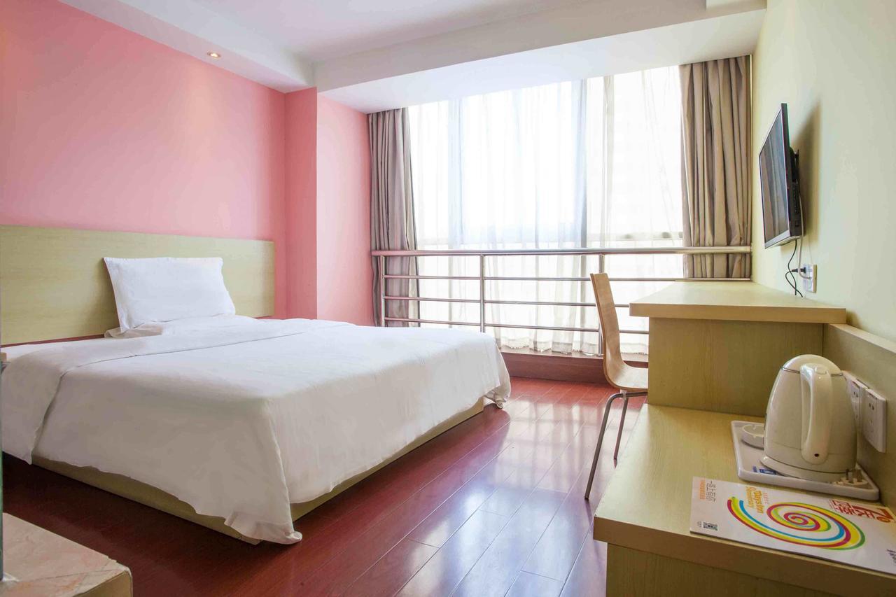 7Days Inn Deyang Zhongjiang Kuishan Park Exteriör bild