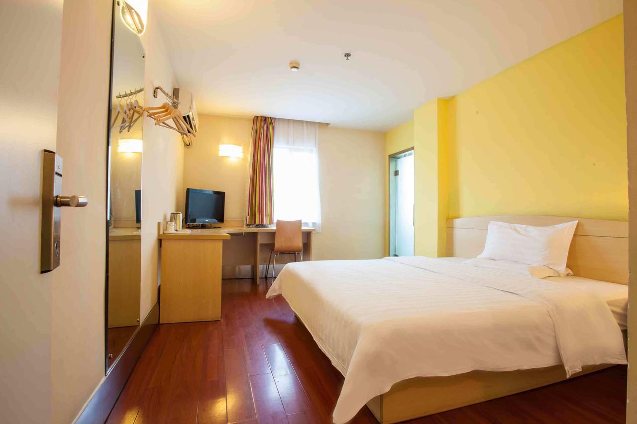 7Days Inn Deyang Zhongjiang Kuishan Park Exteriör bild