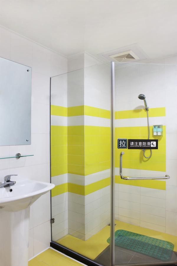 7Days Inn Deyang Zhongjiang Kuishan Park Exteriör bild
