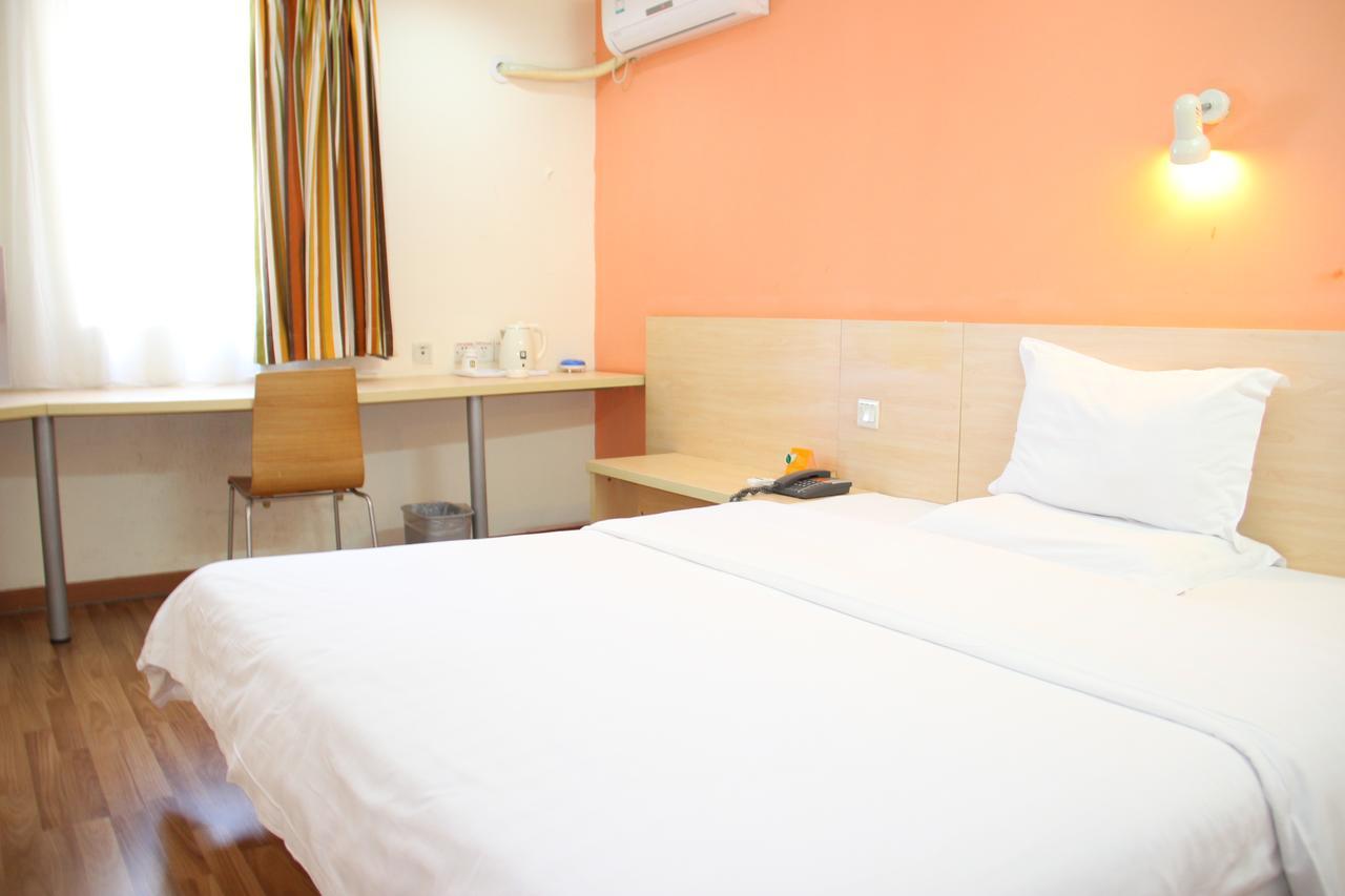 7Days Inn Deyang Zhongjiang Kuishan Park Exteriör bild