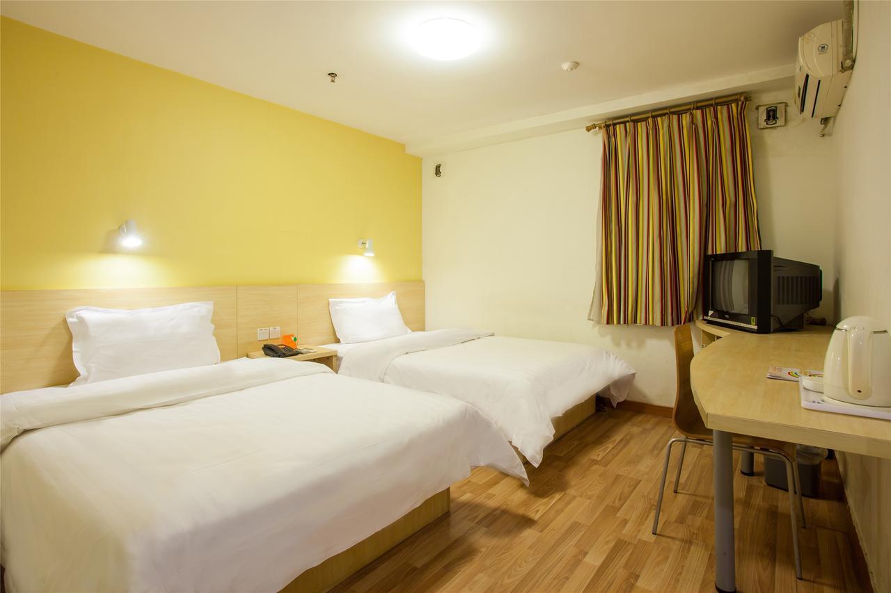 7Days Inn Deyang Zhongjiang Kuishan Park Exteriör bild